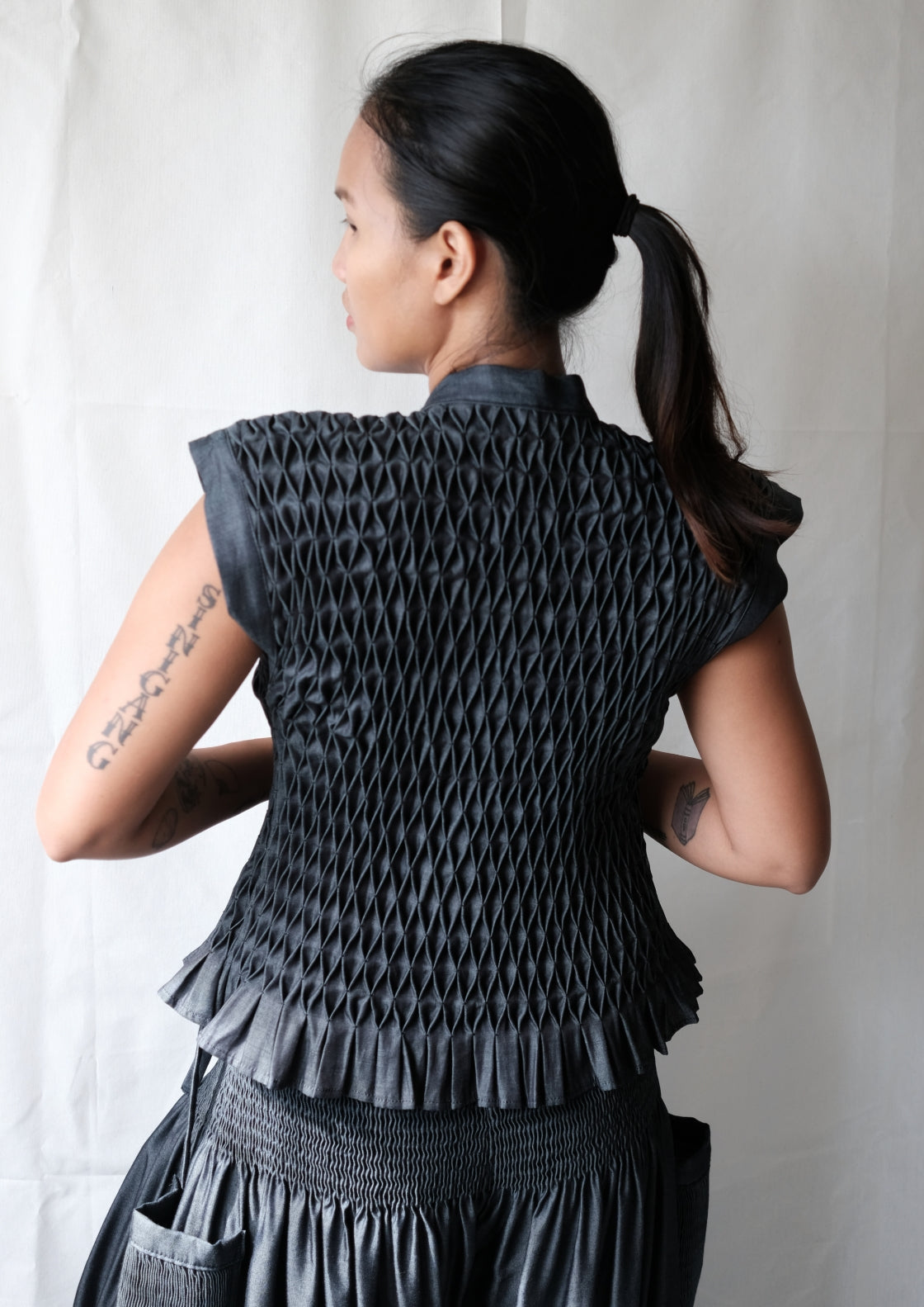 karine vest - black chambray