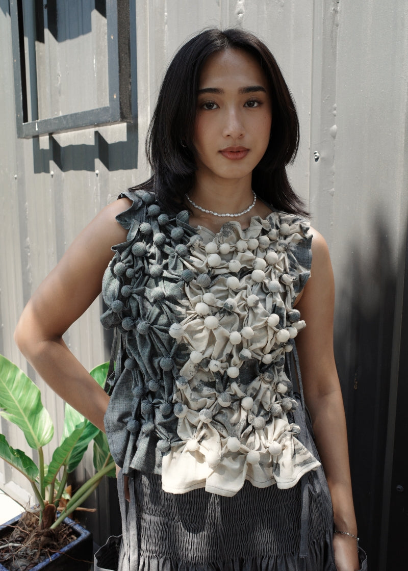bubble bib - acid-washed gray chambray