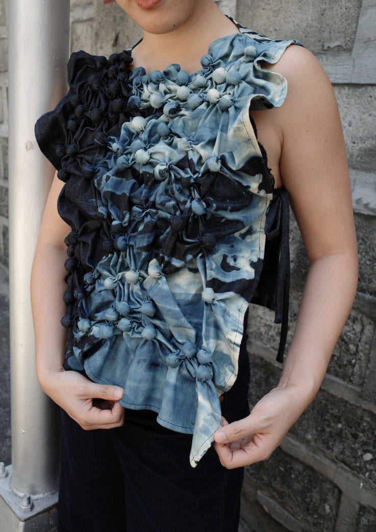 bubble bib - acid-washed, black