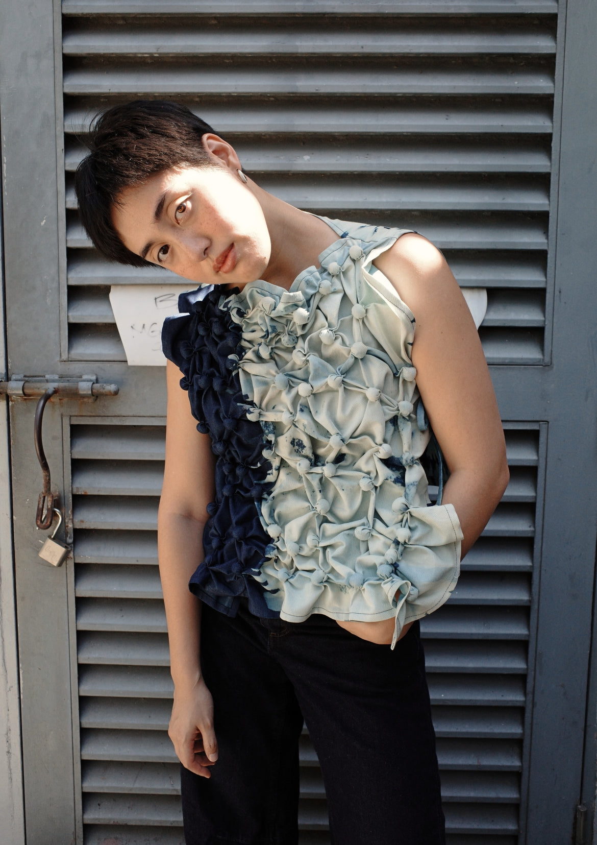 bubble bib - acid-washed, denim