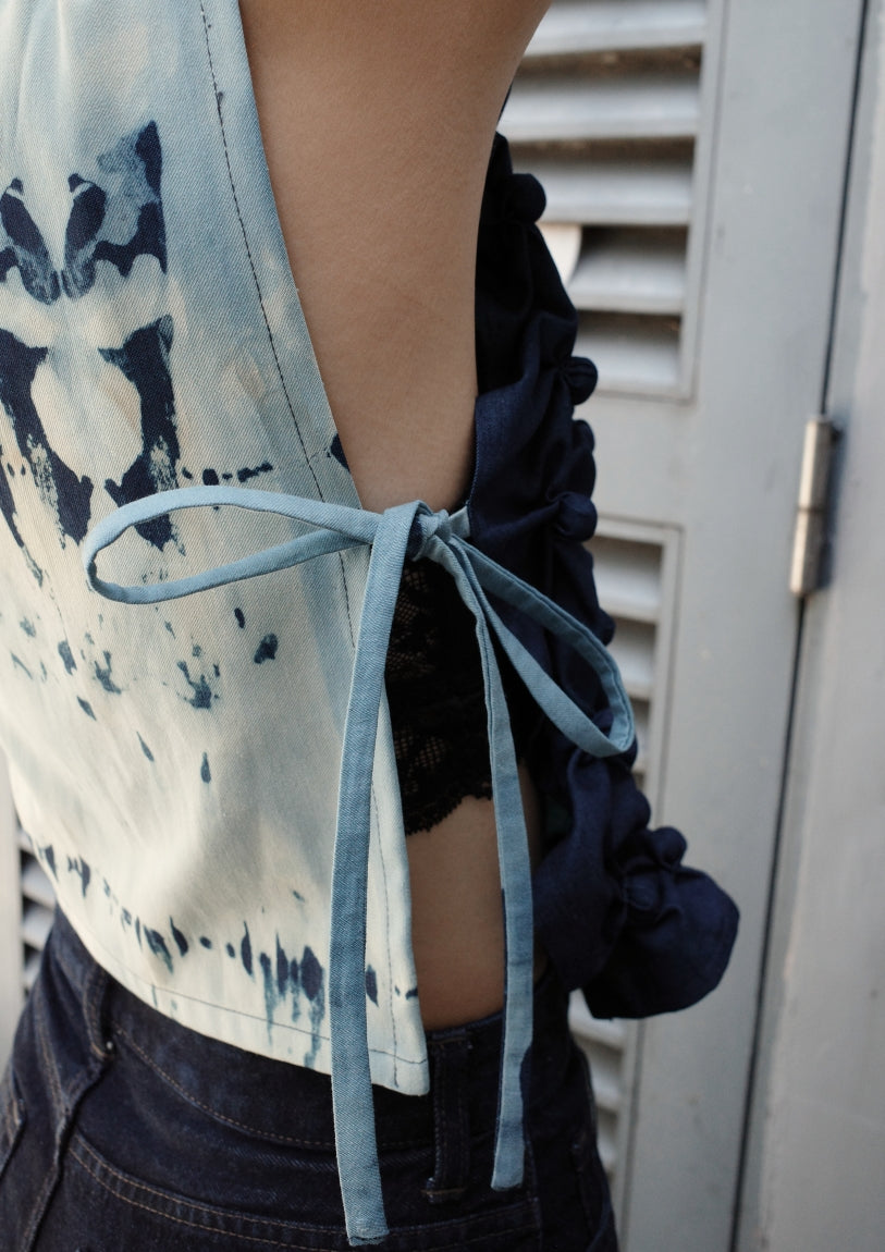 bubble bib - acid-washed, denim
