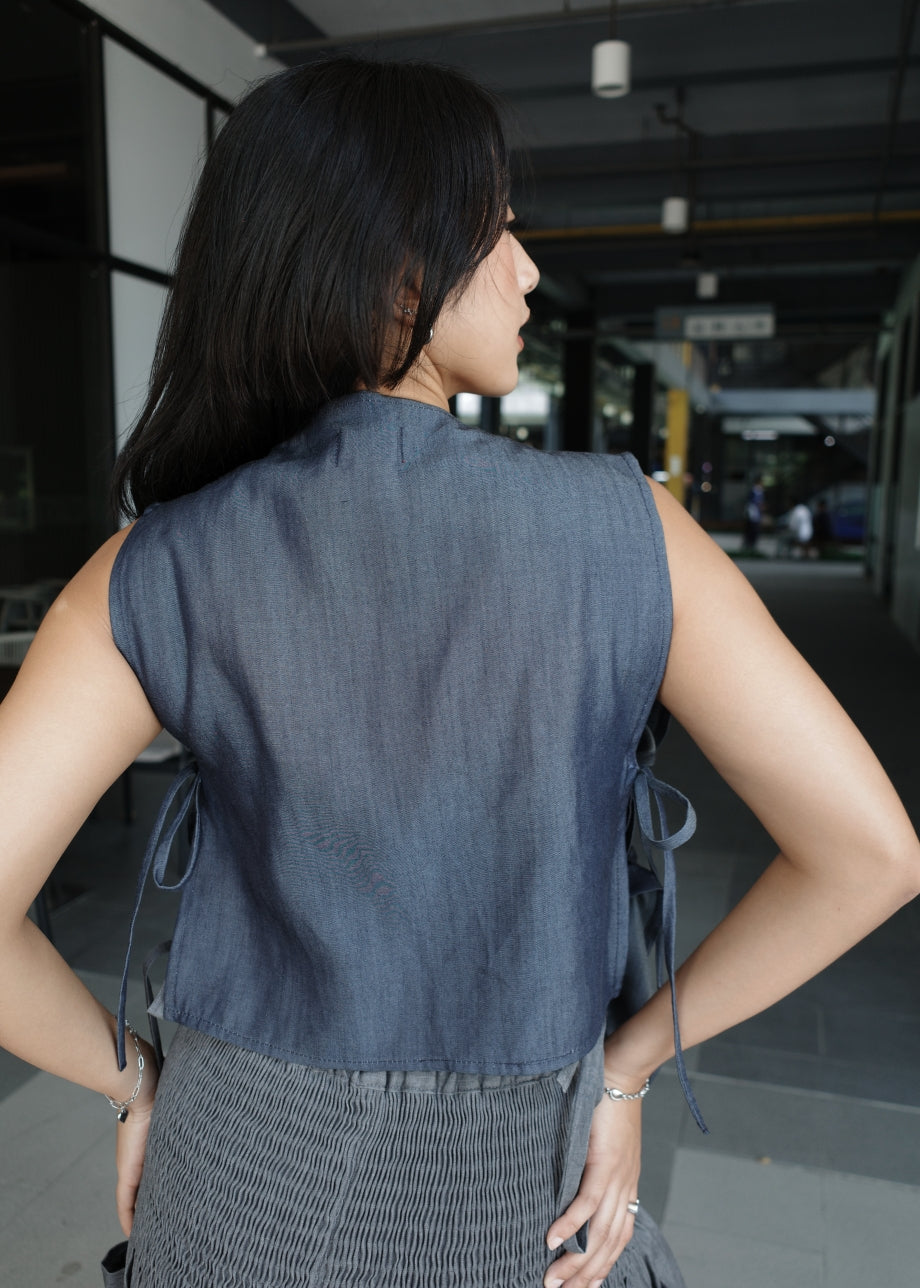 bubble bib top - navy blue chambray