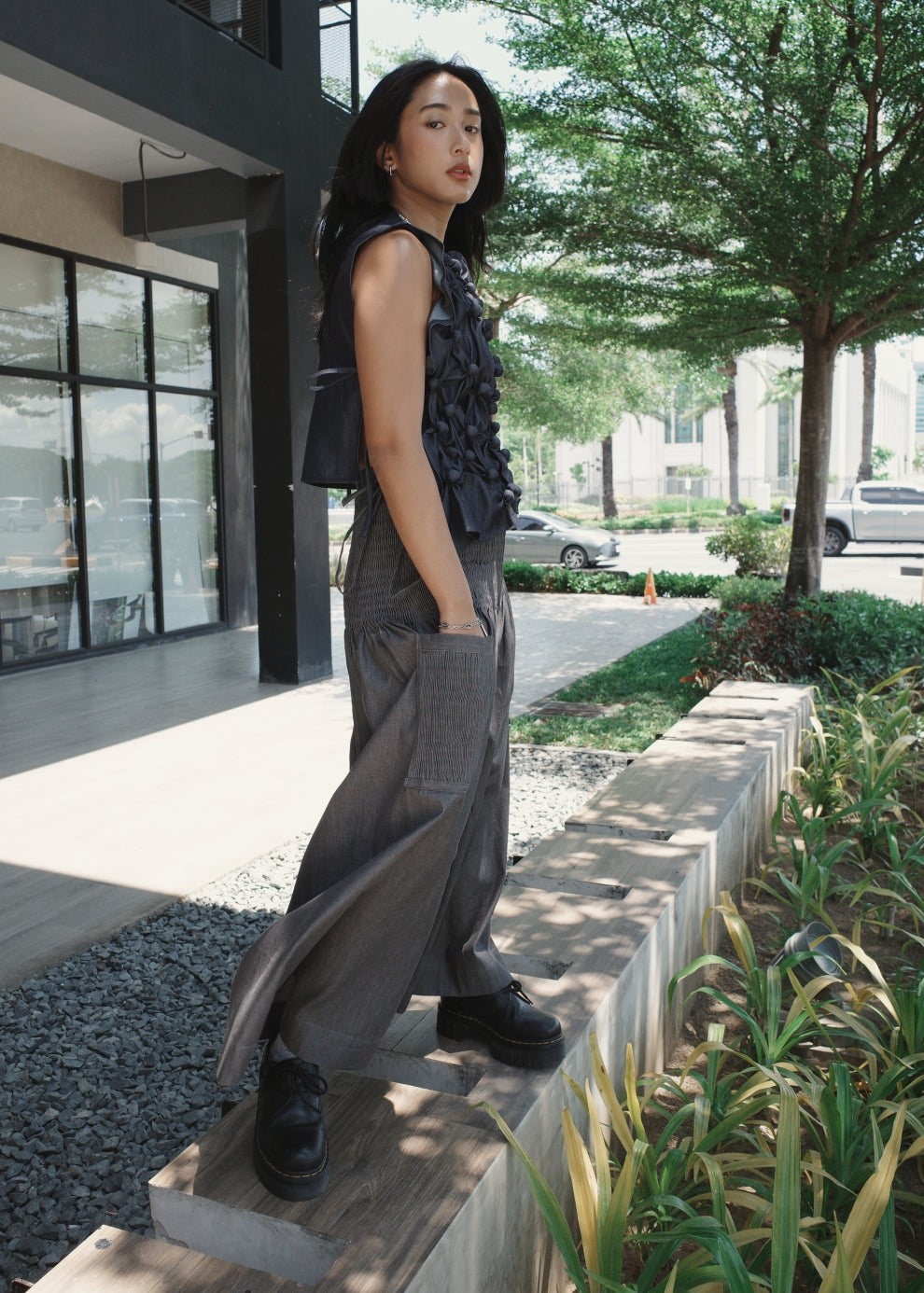 bubble bib top - black denim