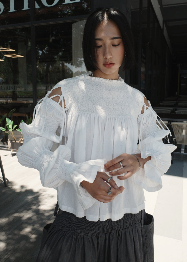 isabella top - stonewashed linen, white