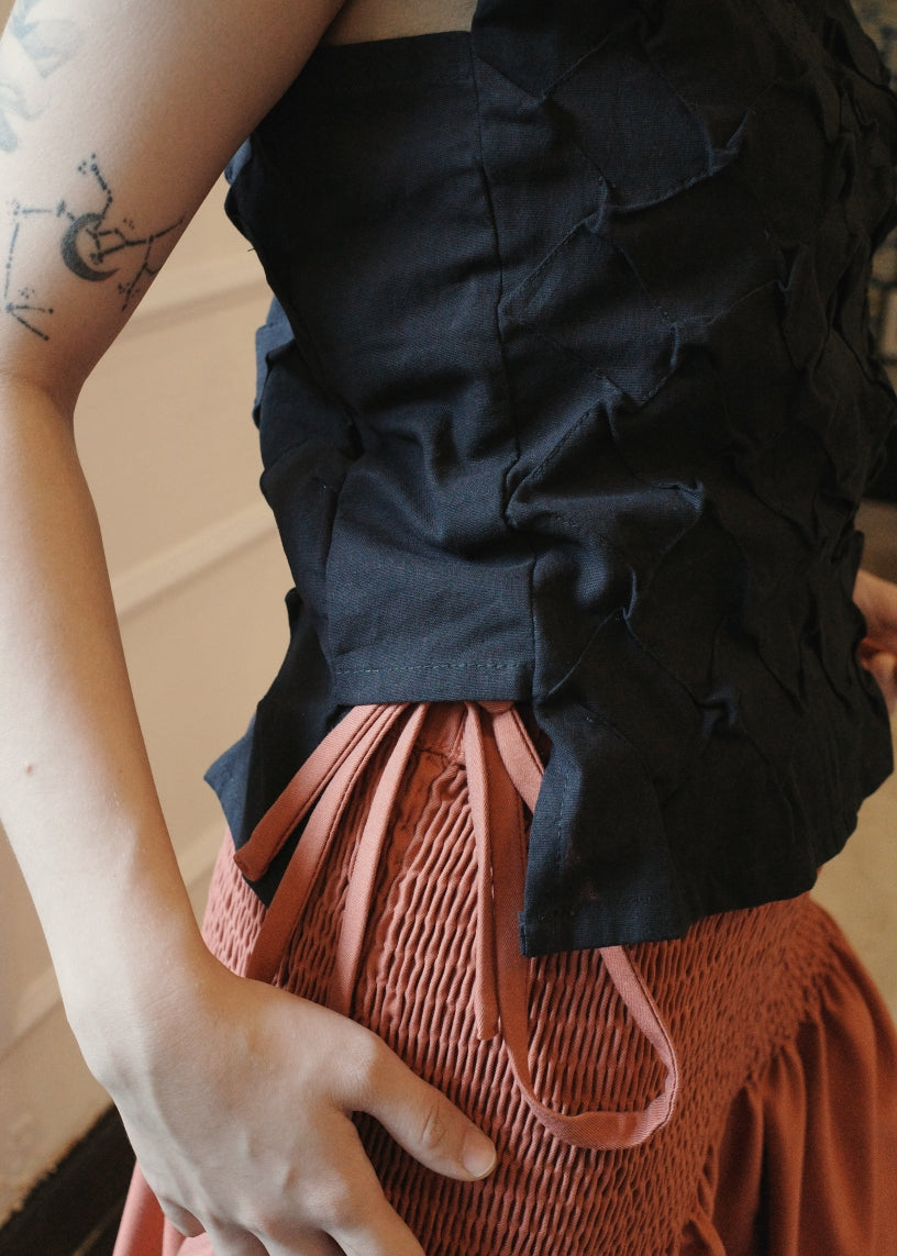 tria top - black stonewashed linen