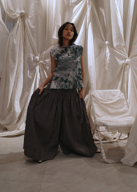 tria top - dyed green stonewashed linen