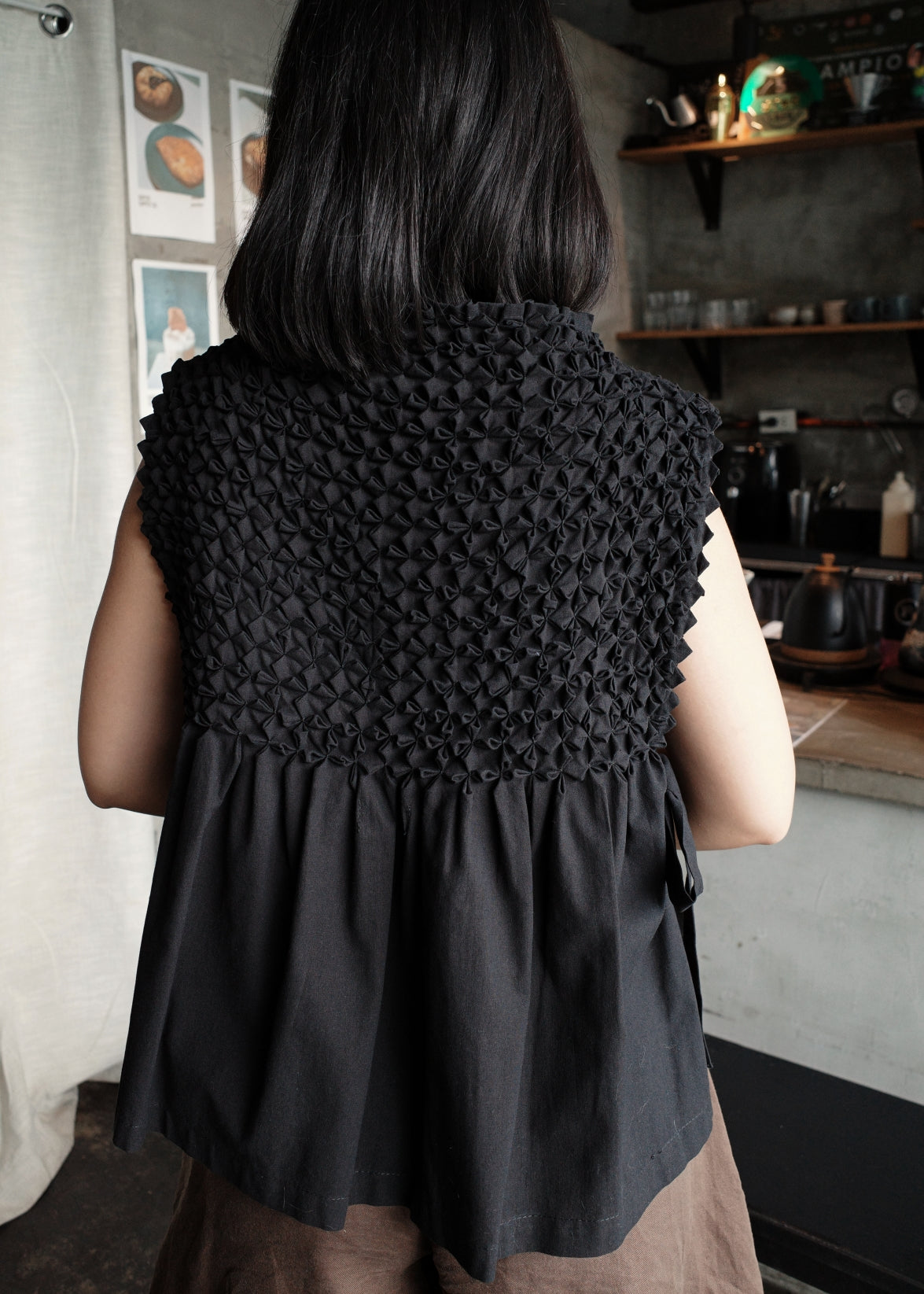 bloom bib top - stonewashed linen, black