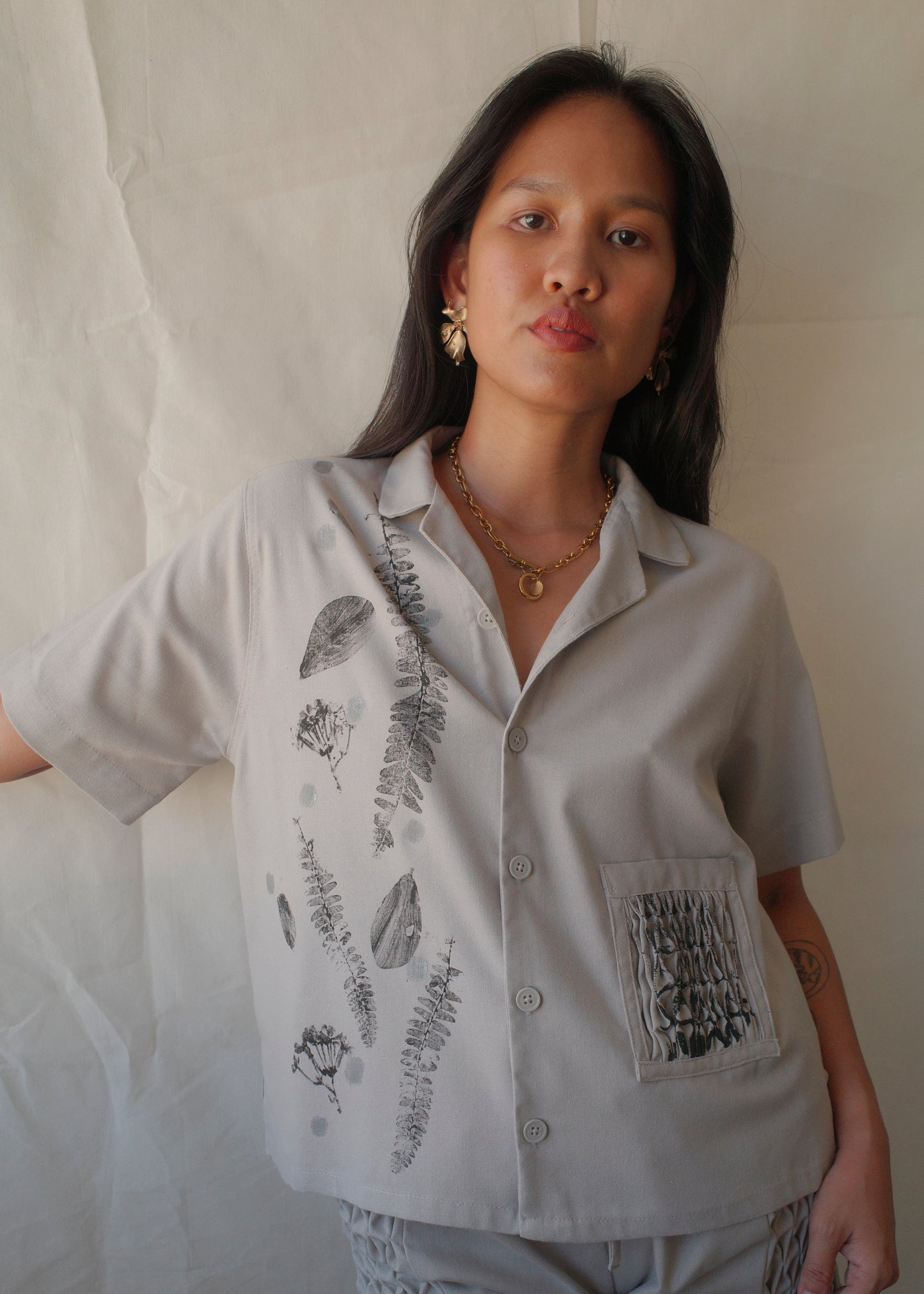leaf shirt - gray