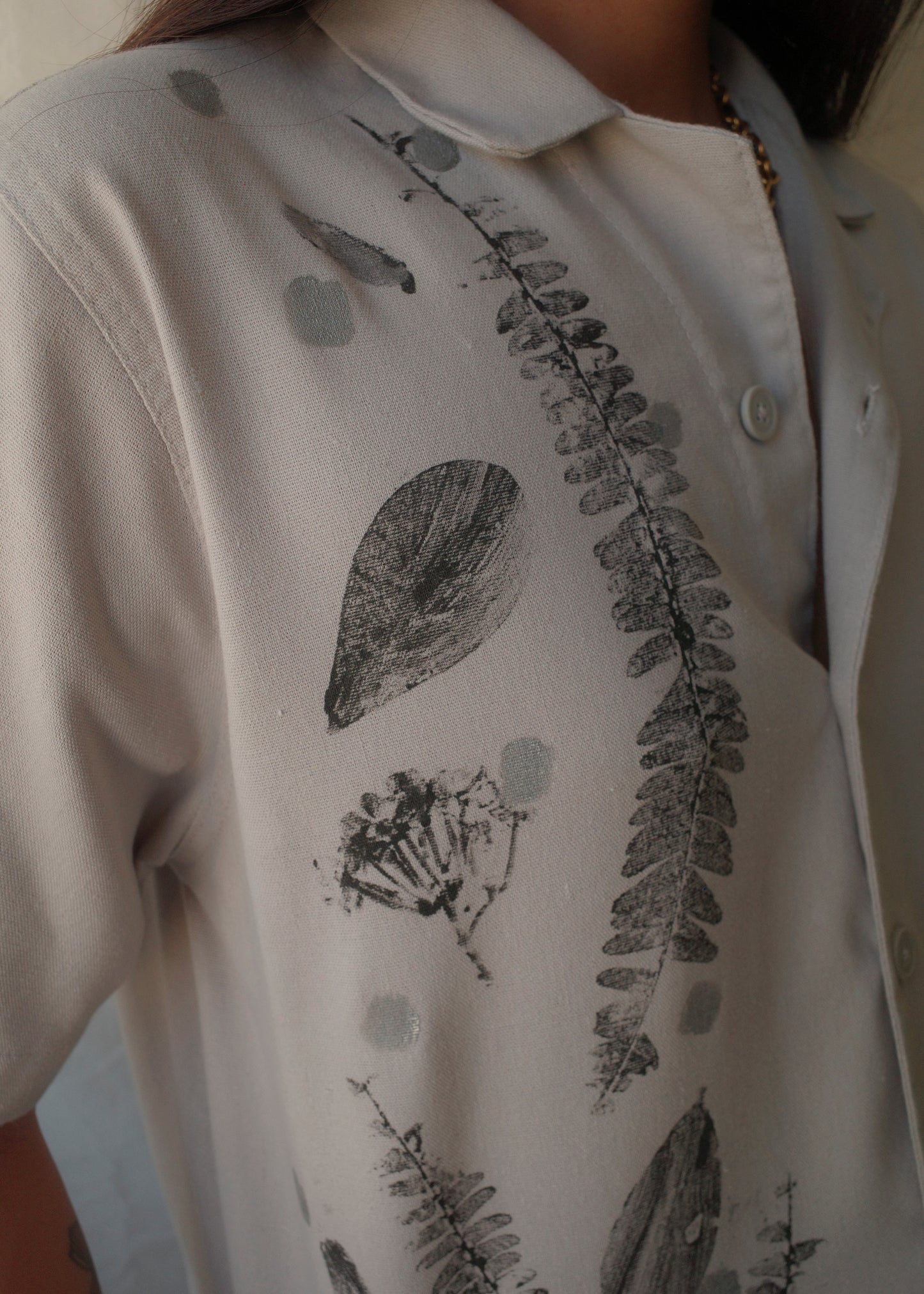 leaf shirt - gray