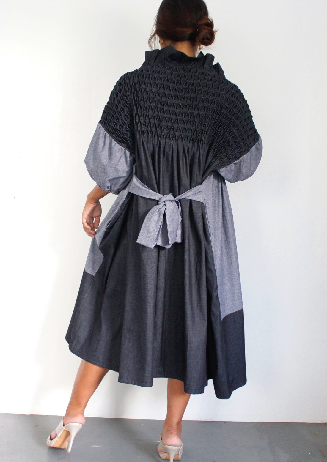leila dress - chambray & black