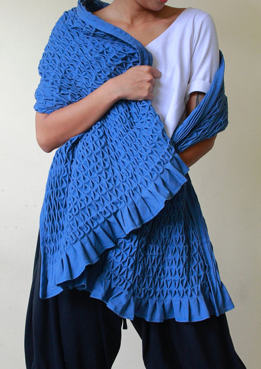 honeycomb shawl - blue