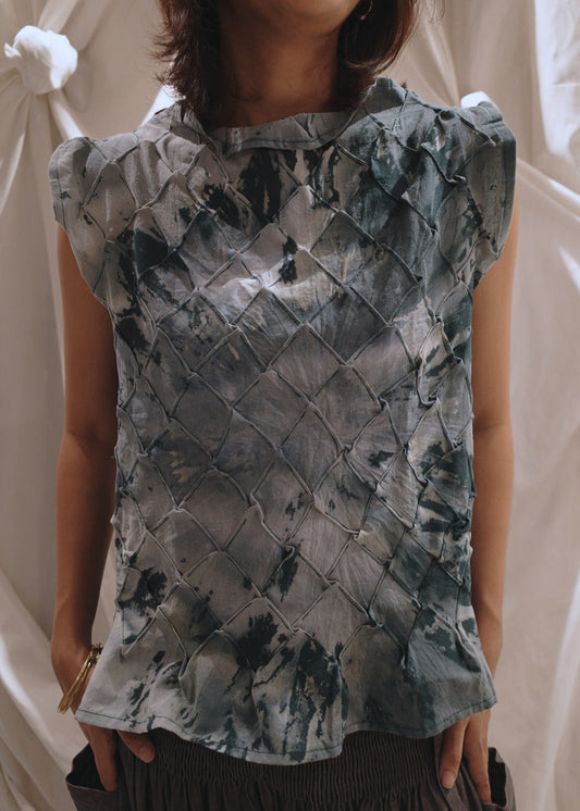 tria top - dyed green stonewashed linen