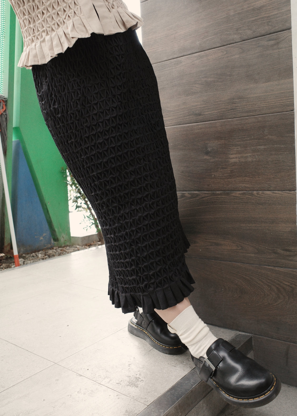 bertie  long skirt - black