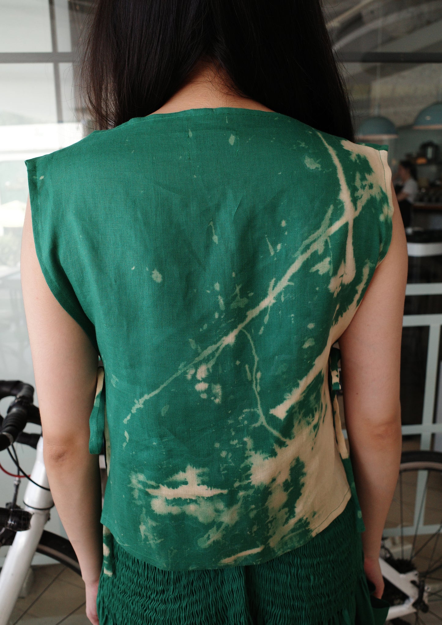 pucker bib top - dyed green