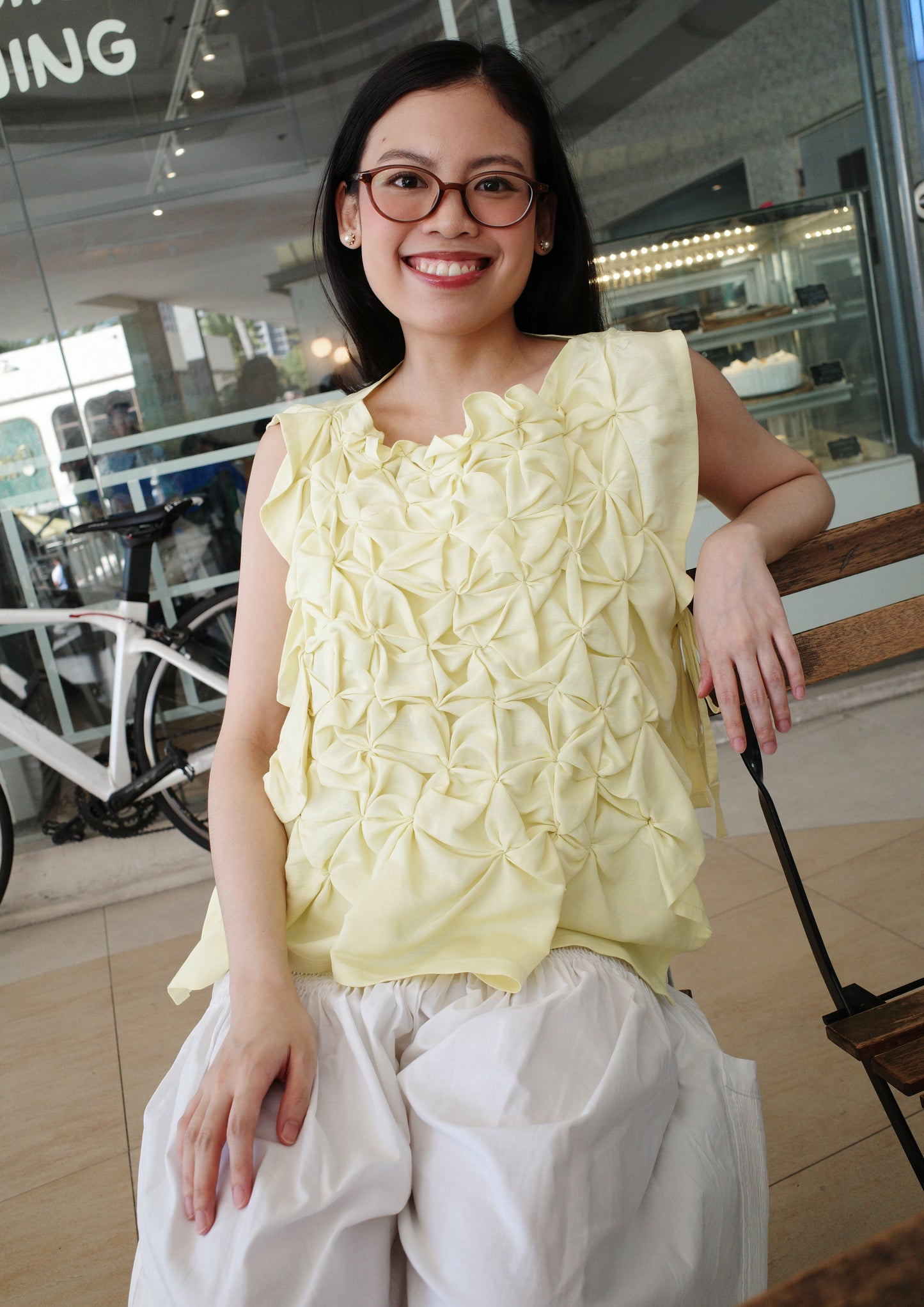 pucker bib - yellow