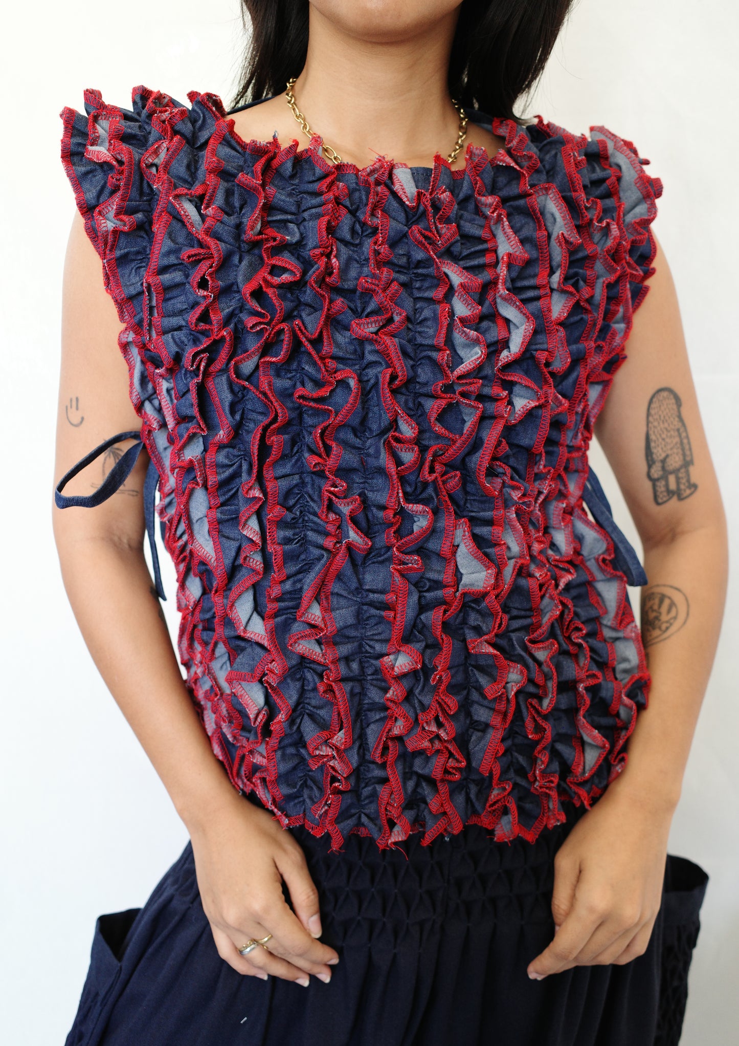 ruffle bib - soft maong navy + red