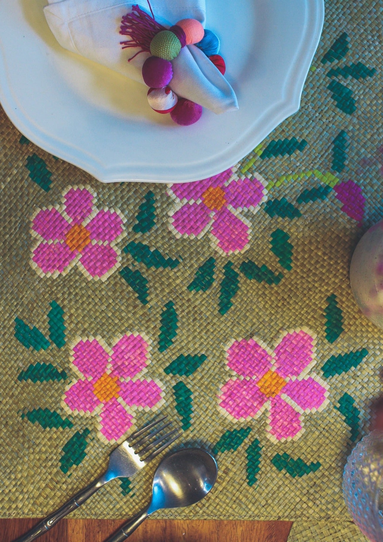 Pink Flowers Banig Placemats & Coasters - Set of 4